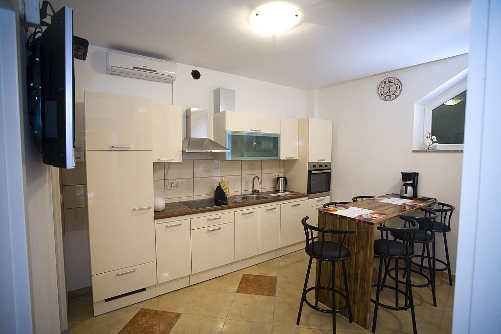 Apartments Rubic Оміш Номер фото